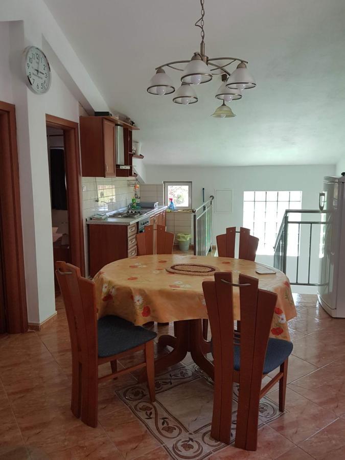 Appartement Monika à Rab Town Extérieur photo